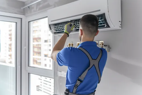 Comparatif des coûts et éléments déterminant le prix d'une climatisation réversible selon la surface et la puissance